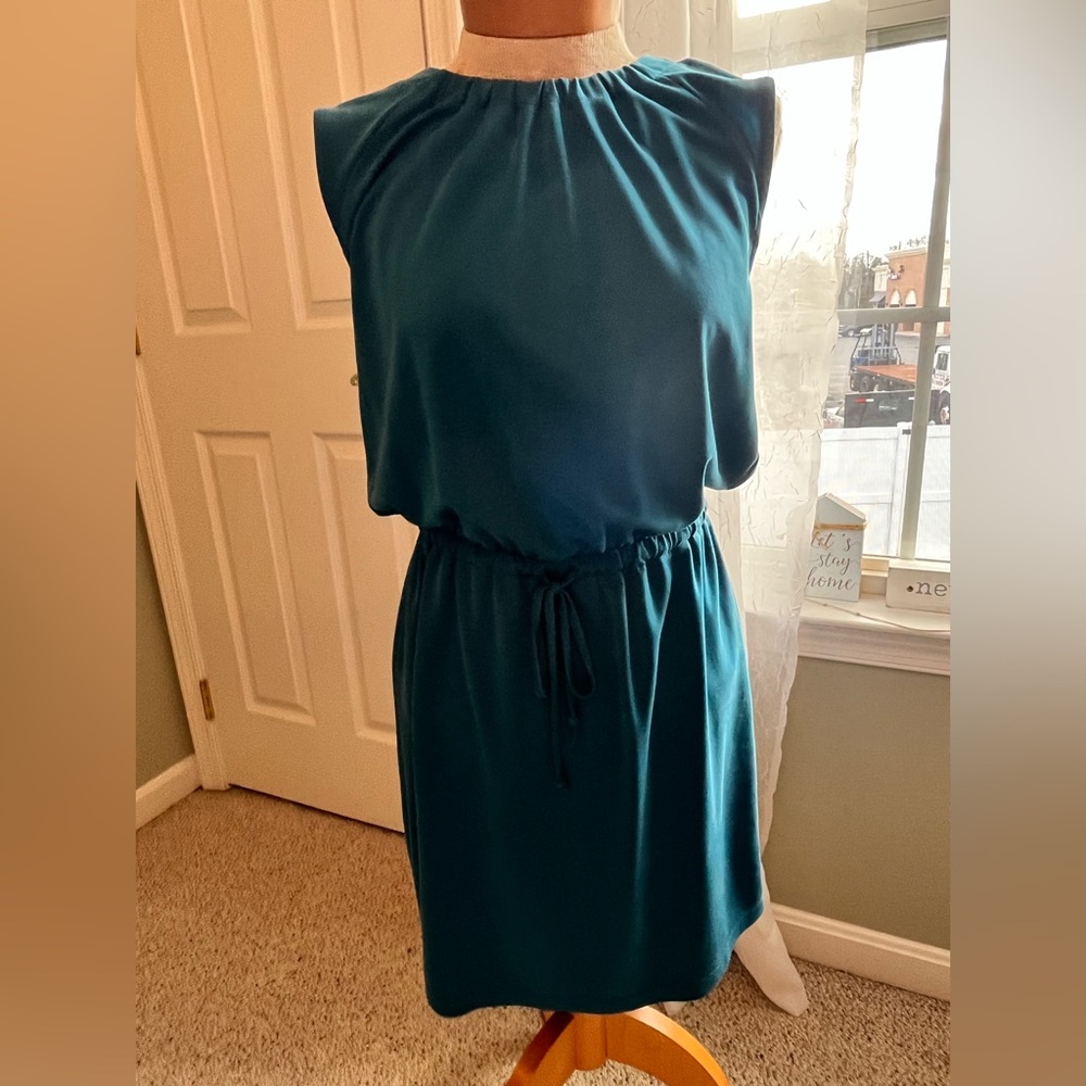 Ann Taylor Loft jersey dress - Picture 4 of 8